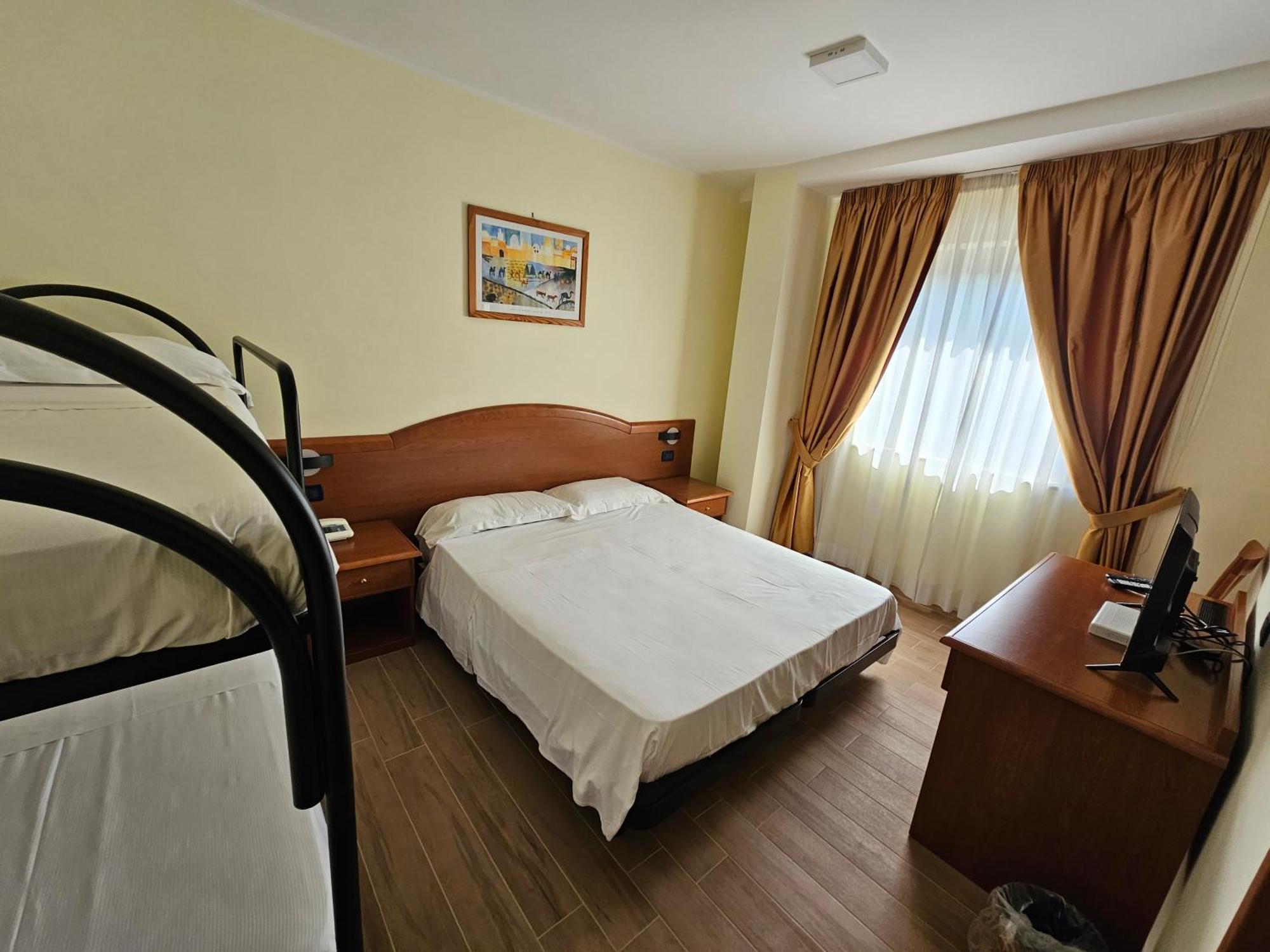 טיבולי Hotel Dimora Adriana מראה חיצוני תמונה